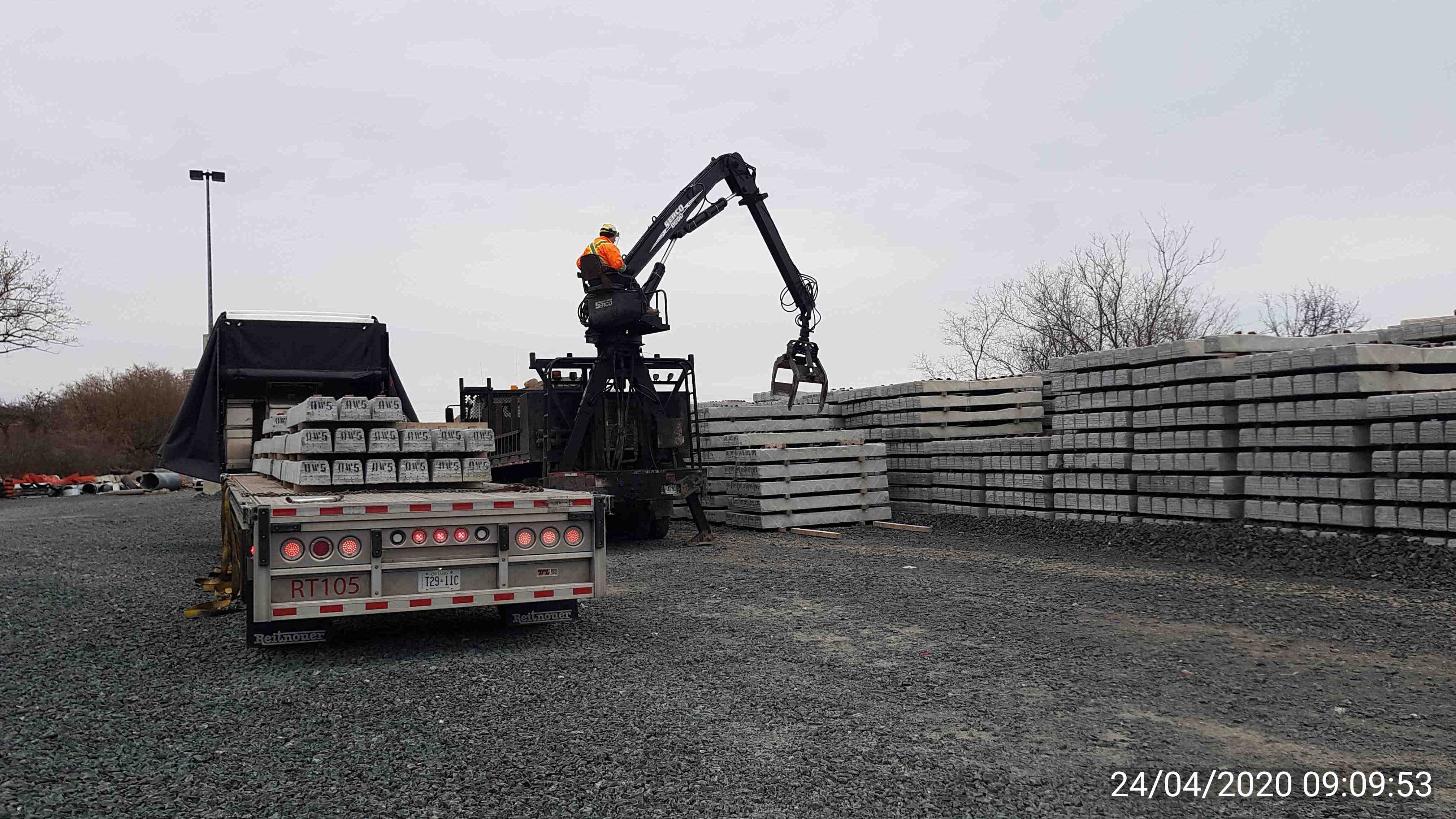 Stouffville rail corridor upgrades Metrolinx crews working in St